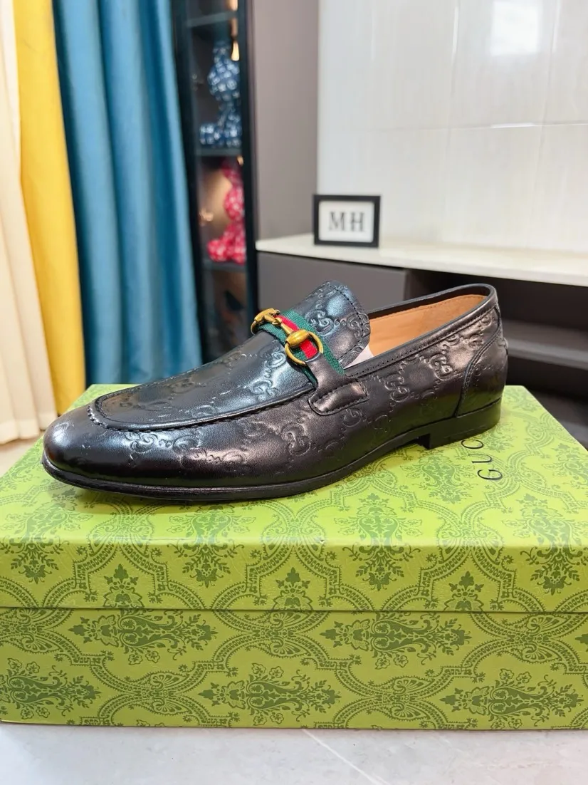 Men's shoes 💰500🌹🌹【GUCCI】The most popular classic Gucci leather shoes. Synchronized with the official website, the upper is made of Italian first-layer cowhide ➕cowhide lining, with unique brand and unique craftsmanship. Highlighting the hot style of the new year. Stop hesitating, stop wandering, get it now. Number: 38--44